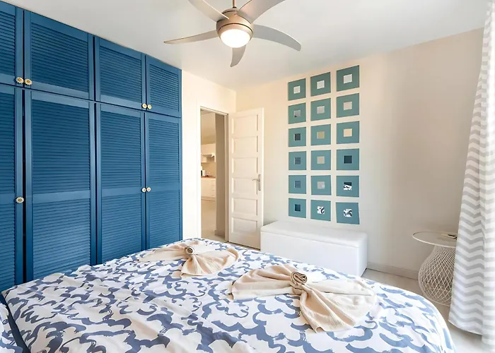 Waves & Sun, Parque Santiago 2 *