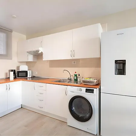 Waves & Sun, Parque Santiago 2 * Arona (Tenerife)